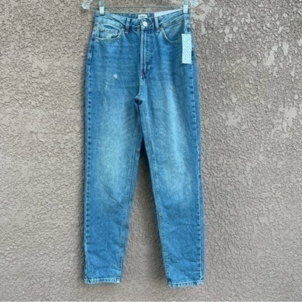 NEW! BDG MOM High-Rise Jeans Light‎ Wash 5-Pocket Style Size 26